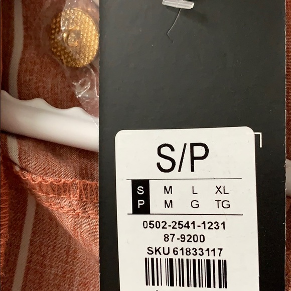 Striped shirt with gold buttons - Picture 7 of 7